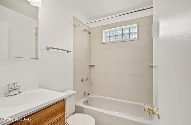 501 Westwood Dr, Louisville, KY 40243