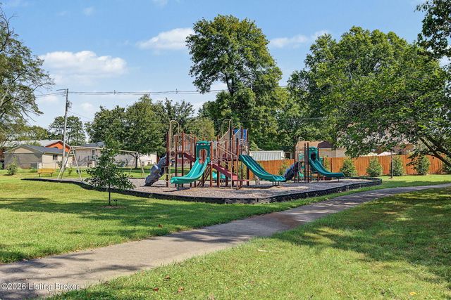 501 Westwood Dr, Louisville, KY 40243
