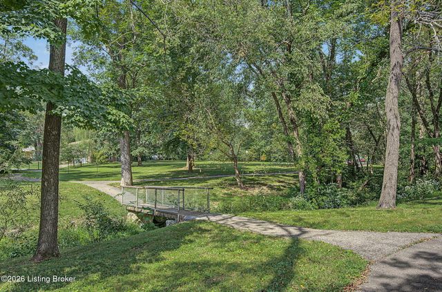 501 Westwood Dr, Louisville, KY 40243