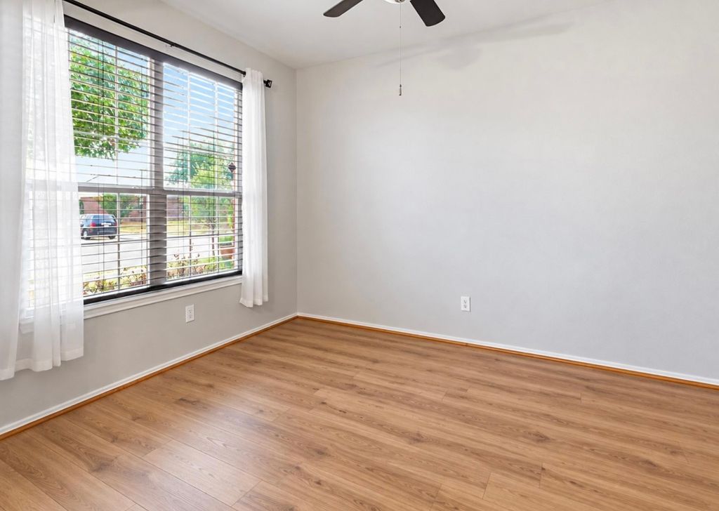 1048 Twin Brooks Drive, Grand Prairie, TX 75052 — photo 3