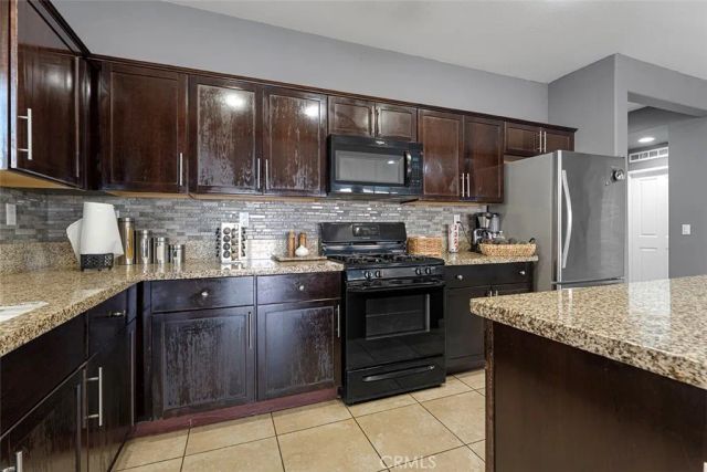 26833 Calico Court, Winchester, CA 92596