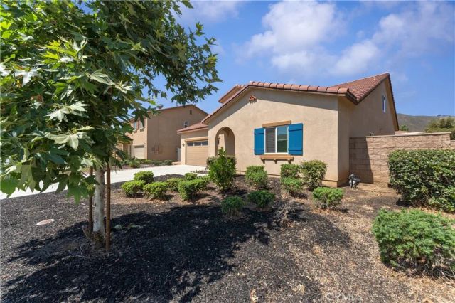 26833 Calico Court, Winchester, CA 92596