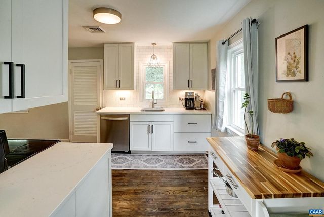 1014 SHERIDAN AVE, Charlottesville, VA 22901