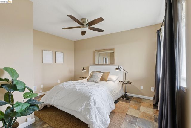 147 Acacia Way, Vallejo, CA 94591