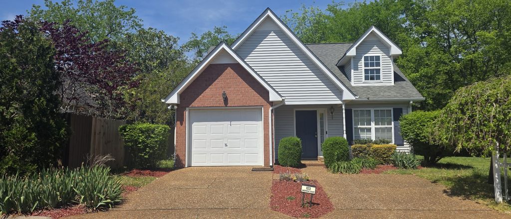 103 Andrew Ct, Hendersonville, TN 37075