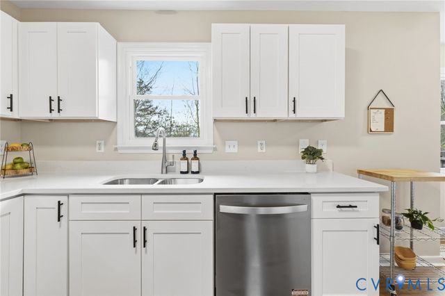 701 Redington Ct, North Chesterfield, VA 23235