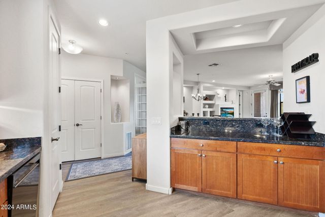 34457 N LEGEND TRAIL Parkway 1010, Scottsdale, AZ 85262