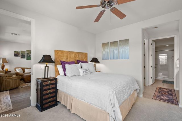 34457 N LEGEND TRAIL Parkway 1010, Scottsdale, AZ 85262