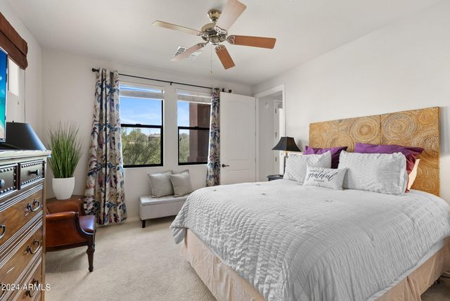 34457 N LEGEND TRAIL Parkway 1010, Scottsdale, AZ 85262