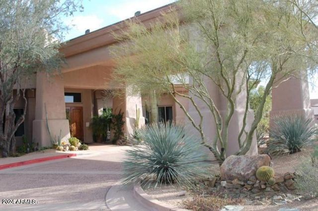 34457 N LEGEND TRAIL Parkway 1010, Scottsdale, AZ 85262