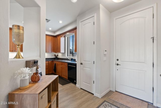 34457 N LEGEND TRAIL Parkway 1010, Scottsdale, AZ 85262