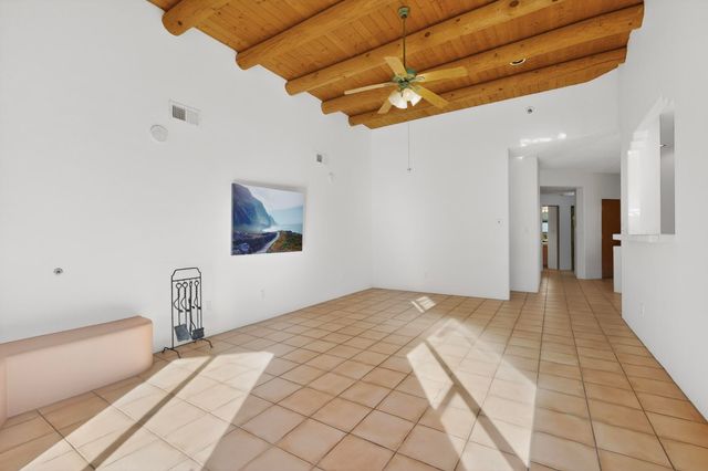 9623 Vista Casitas Drive NW, Albuquerque, NM 87114