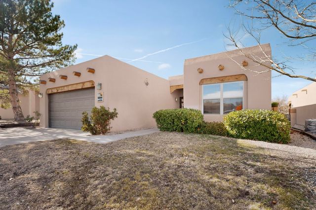 9623 Vista Casitas Drive NW, Albuquerque, NM 87114