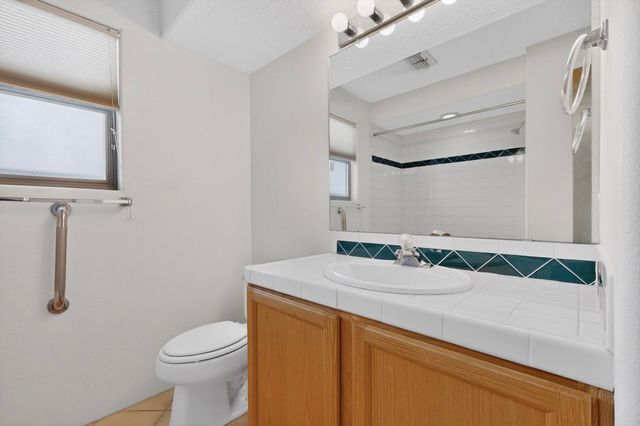 9623 Vista Casitas Drive NW, Albuquerque, NM 87114