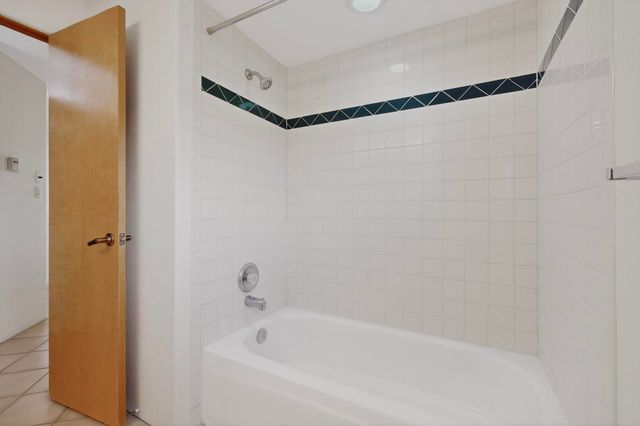 9623 Vista Casitas Drive NW, Albuquerque, NM 87114