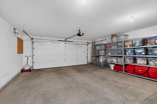 9623 Vista Casitas Drive NW, Albuquerque, NM 87114