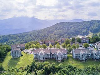 1260 Ski View Drive, Gatlinburg, TN 37738