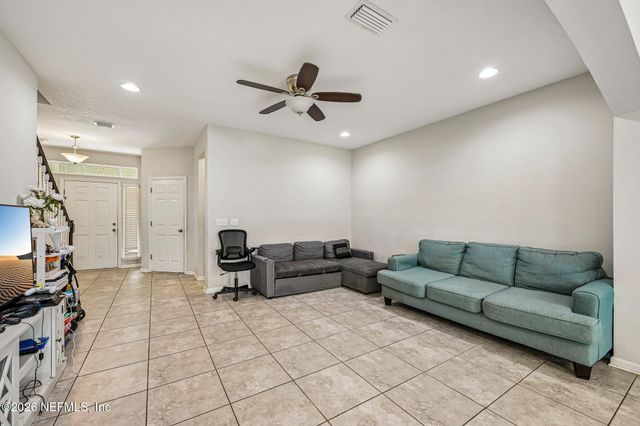 576 RICHMOND Drive, St. Johns, FL 32259