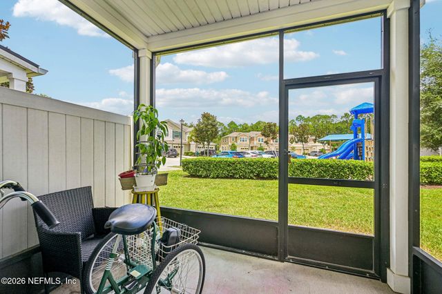 576 RICHMOND Drive, St. Johns, FL 32259