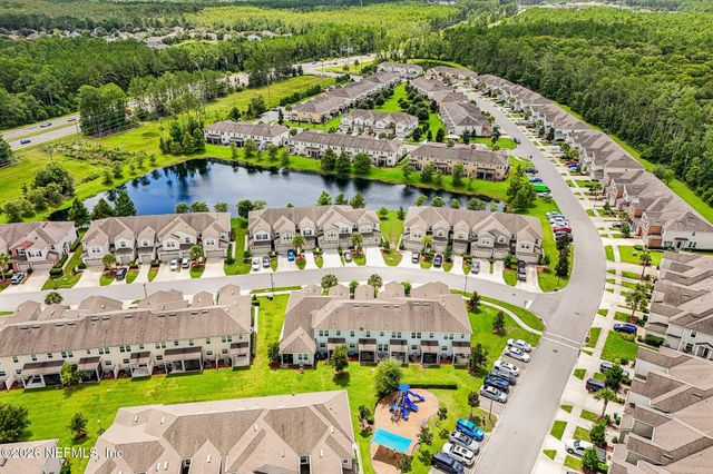 576 RICHMOND Drive, St. Johns, FL 32259