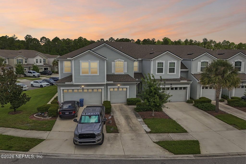 576 RICHMOND Drive, St. Johns, FL 32259