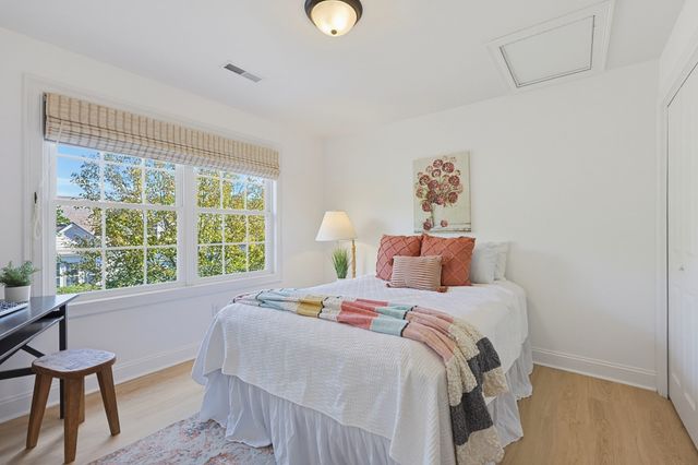 17 Hartland Way 17, Acton, MA 01720