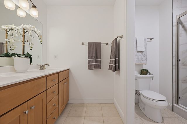 17 Hartland Way 17, Acton, MA 01720
