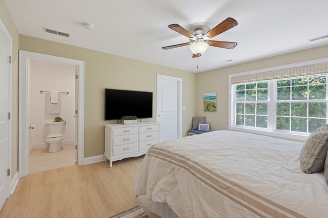 17 Hartland Way 17, Acton, MA 01720
