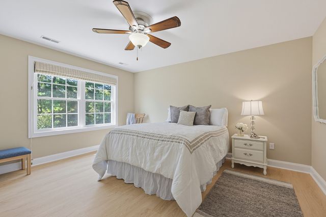 17 Hartland Way 17, Acton, MA 01720