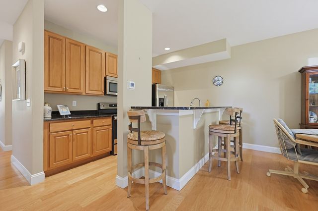 17 Hartland Way 17, Acton, MA 01720