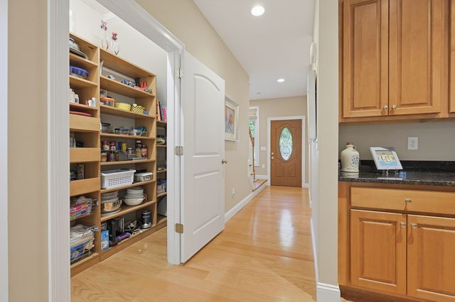 17 Hartland Way 17, Acton, MA 01720