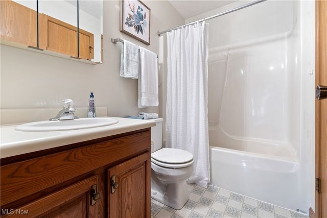 1661 Lemar Drive, Wooster, OH 44691