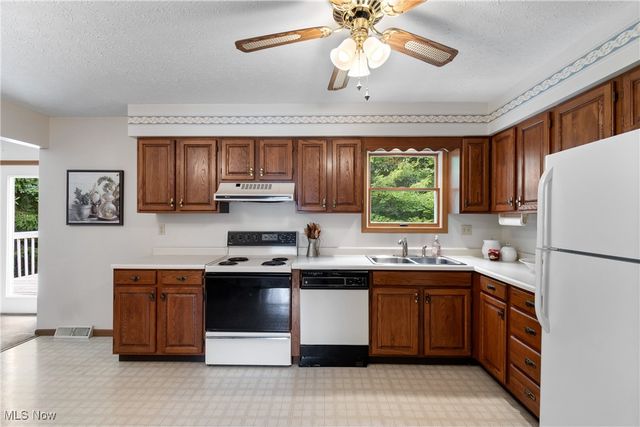 1661 Lemar Drive, Wooster, OH 44691