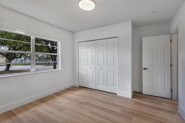 2839 Mayo St, Hollywood, FL 33020