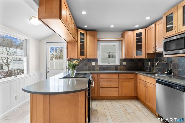 80 Adley Road, Fairfield, CT 06825