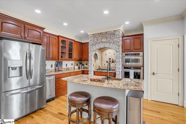 223 Tuscan Ridge Trail, Inman, SC 29349