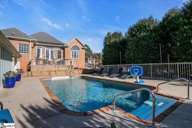 223 Tuscan Ridge Trail, Inman, SC 29349