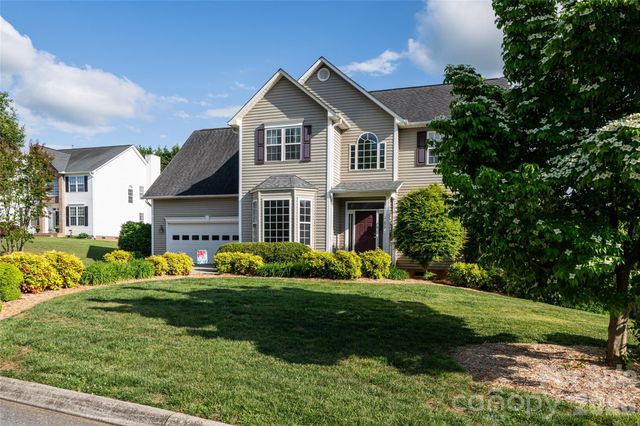 48 Brownstone Court, Fletcher, NC 28732