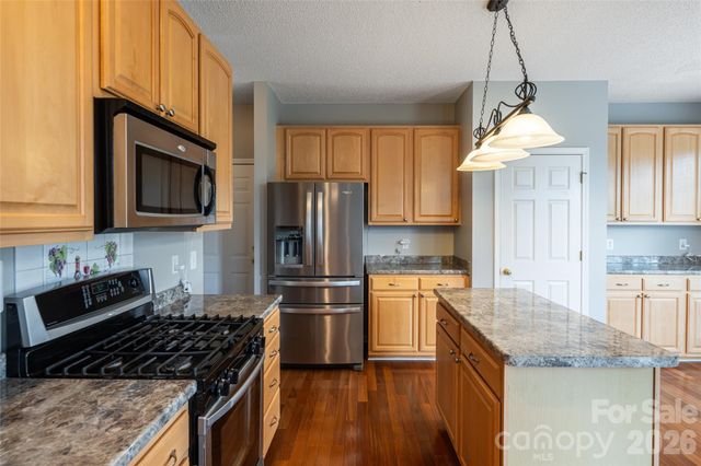 48 Brownstone Court, Fletcher, NC 28732