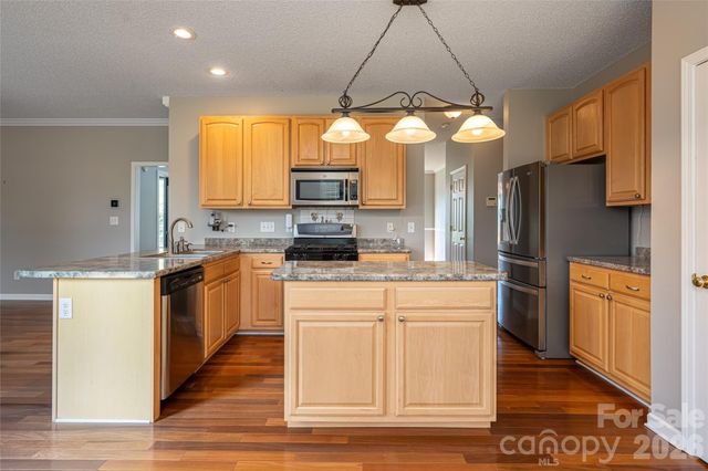 48 Brownstone Court, Fletcher, NC 28732