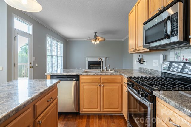 48 Brownstone Court, Fletcher, NC 28732