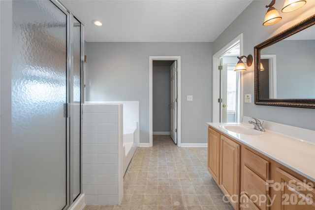 48 Brownstone Court, Fletcher, NC 28732