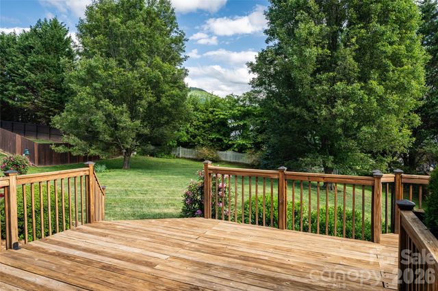 48 Brownstone Court, Fletcher, NC 28732