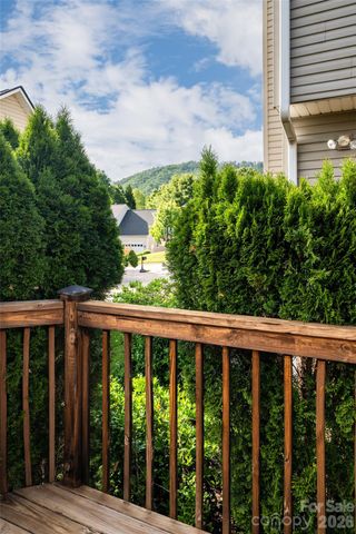 48 Brownstone Court, Fletcher, NC 28732