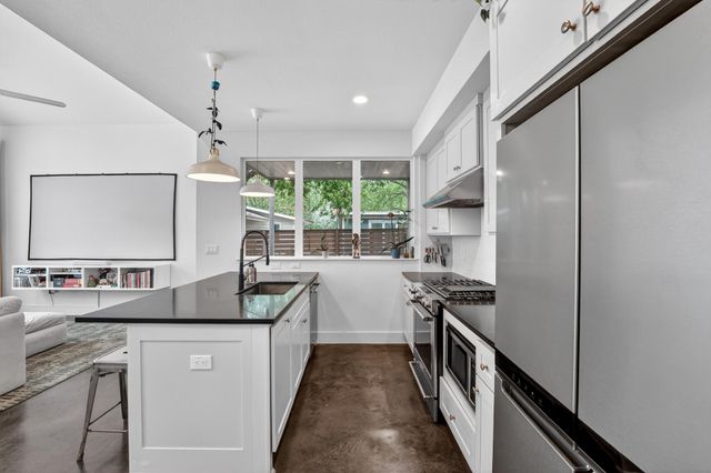2901 Castro ST 2, Austin, TX 78702