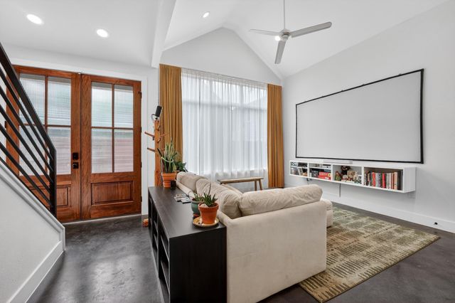 2901 Castro ST 2, Austin, TX 78702