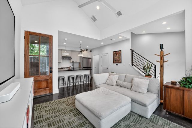 2901 Castro ST 2, Austin, TX 78702
