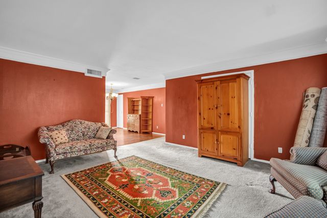 6345 Bandera Avenue, Dallas, TX 75225