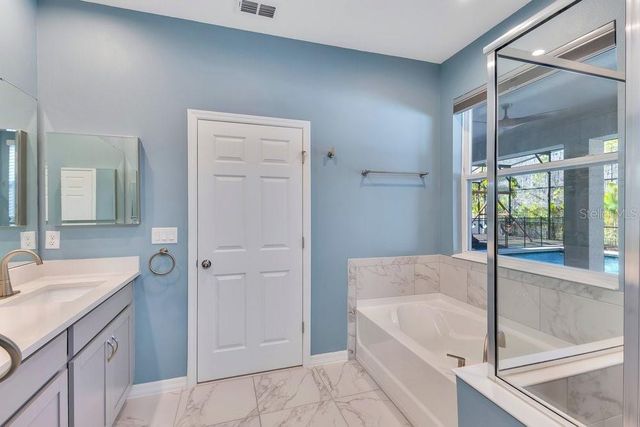 9406 LAUNCH POINT ROAD, Orlando, FL 32832