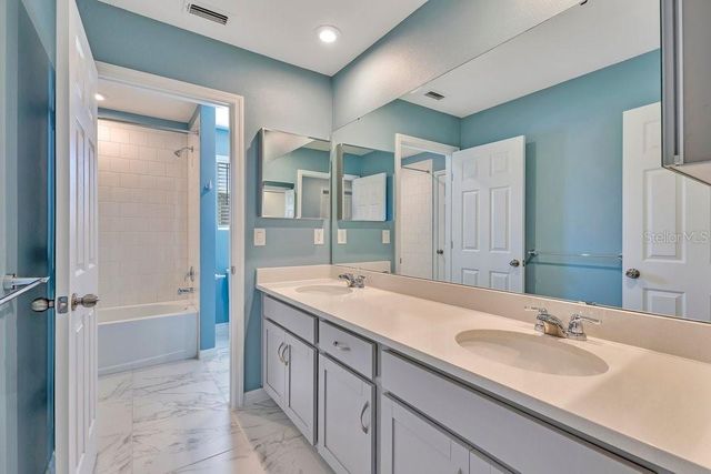 9406 LAUNCH POINT ROAD, Orlando, FL 32832